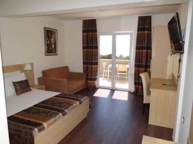 Villa Dubrovnik Makarska Exteriör bild